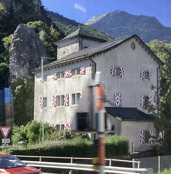 Fichier:Volets valaisans.jpg