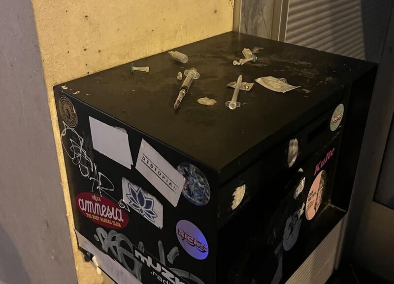 Fichier:Local à injection Laus.jpg