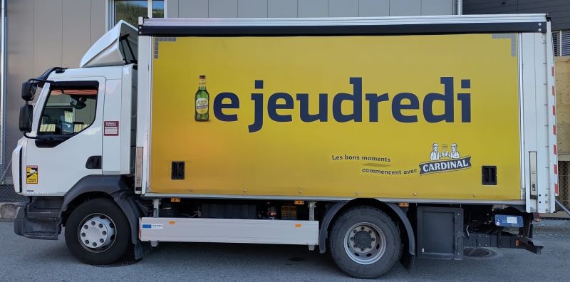 Fichier:Jeudredi cardinal.jpg